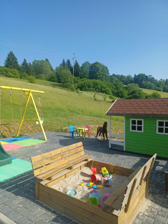 Lesny Dzban Hotel Komańcza Екстериор снимка